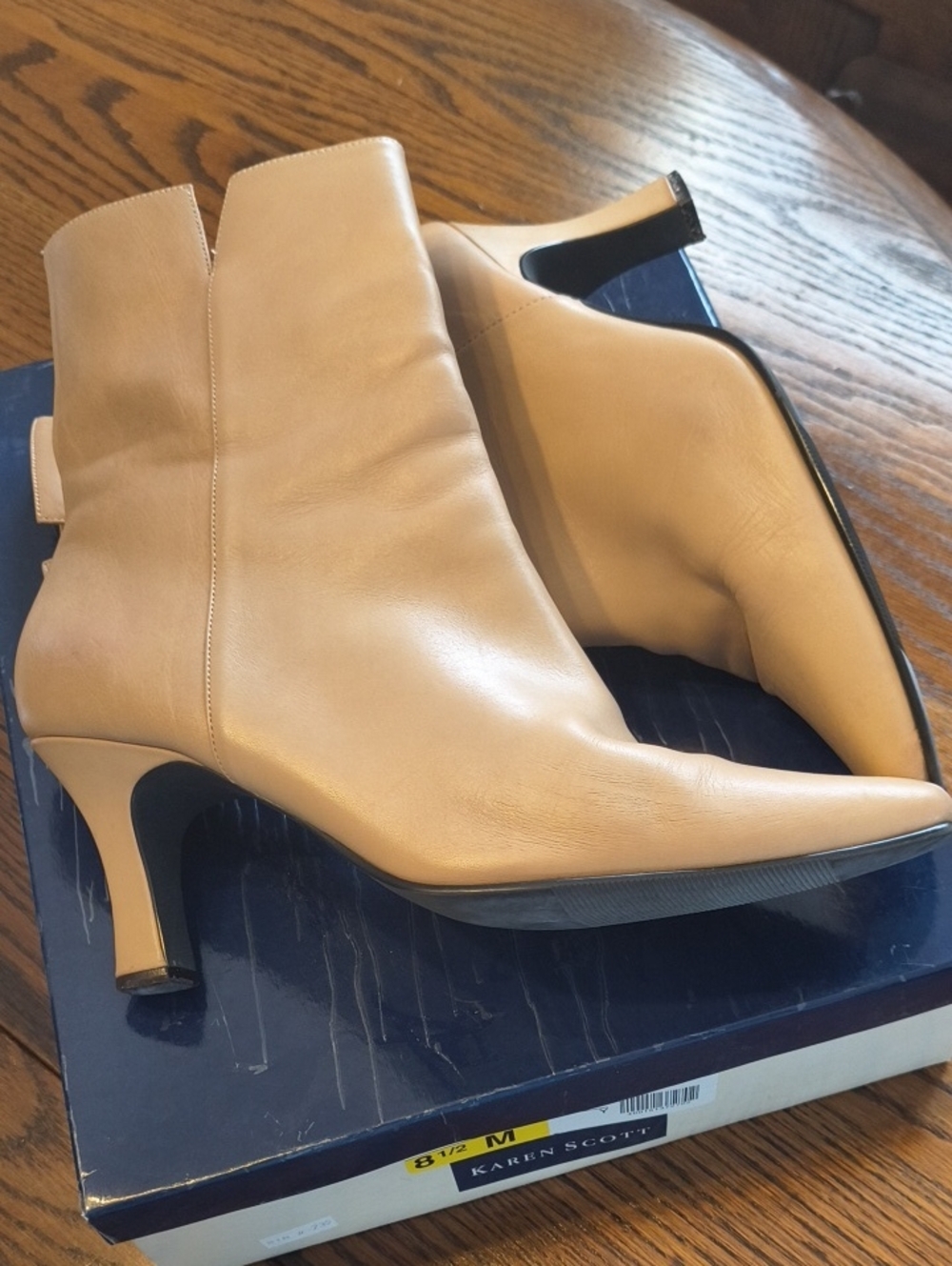 Karen Scott Tan Squared-Toe Leather Ankle Boots
